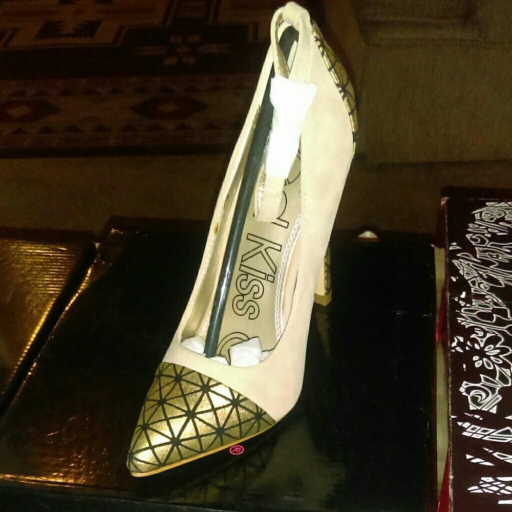 Goldie Goddess Heel